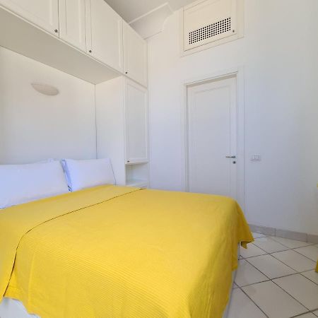 Blu Acquaviva Apartment Капри Екстериор снимка