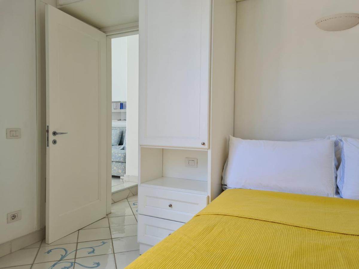 Blu Acquaviva Apartment Капри Екстериор снимка